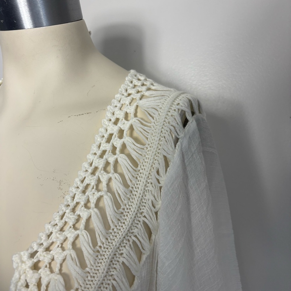 Cupshe long, white, open-front crochet cardigan, swimsuit cover-up - Picture 5 of 8